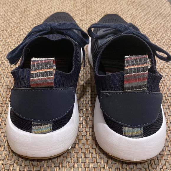 True Craft 7.5 Navy Sneakers - Picture 5 of 9